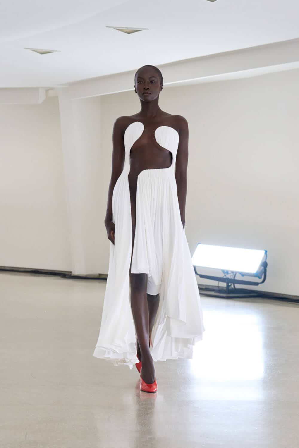 ALAÏA: READY-TO-WEAR SS25 - 10 Magazine USA
